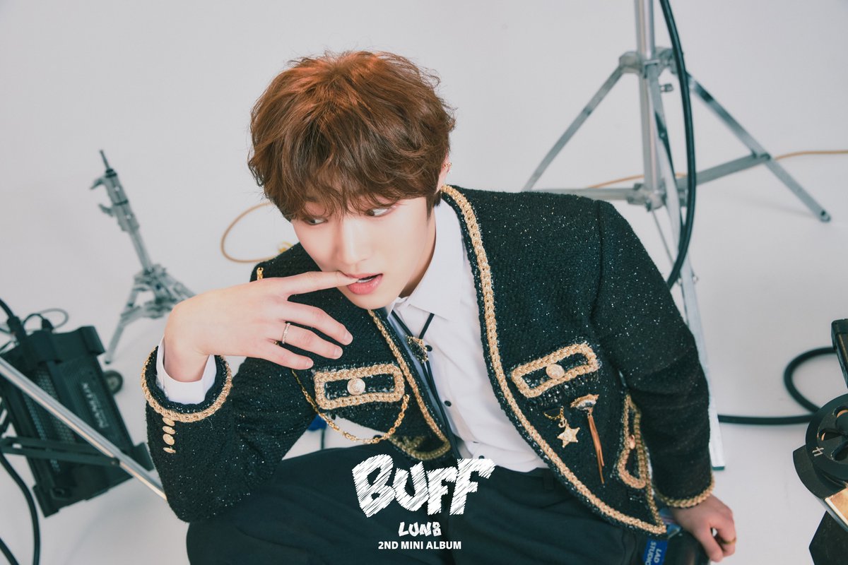 [#루네이트]
LUN8 2nd Mini Album <BUFF>
Concept Photo
Visionscope Ver.🏆

2024.03.13 RELEASE
#LUN8 #BUFF #SUPERPOWER
#지은호 #JiEunHo #은섭 #EunSeop