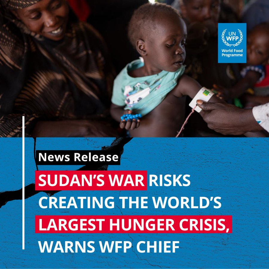 𝐍𝐞𝐰𝐬 𝐅𝐥𝐚𝐬𝐡: Sudan’s war risks creating the world’s largest hunger crisis, warns @WFPChief “I met mothers and children who have fled for their lives not once, but multiple times, and now hunger is closing in on them,” she said. Read➡️bit.ly/3uYcBwd #Sudan