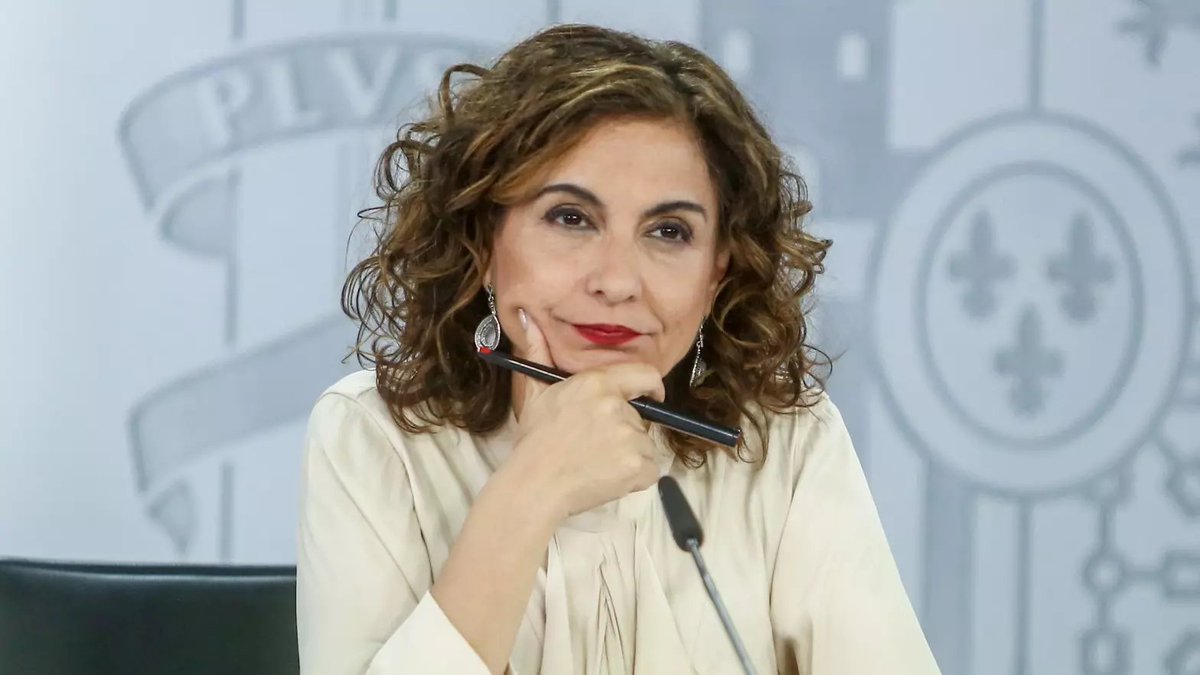 Hacienda Española sigue con su OBSESIÓN por identificar a los BITCOINERS

Envían consulta publica para OBLIGAR a Exchange, empresas, bancos, etc... que IDENTIFIQUEN la residencia FISCAL e informen de las TRANSACCIONES.

Mas que tu #Bitcoin o #Criptomonedas , quieren tu DINERO