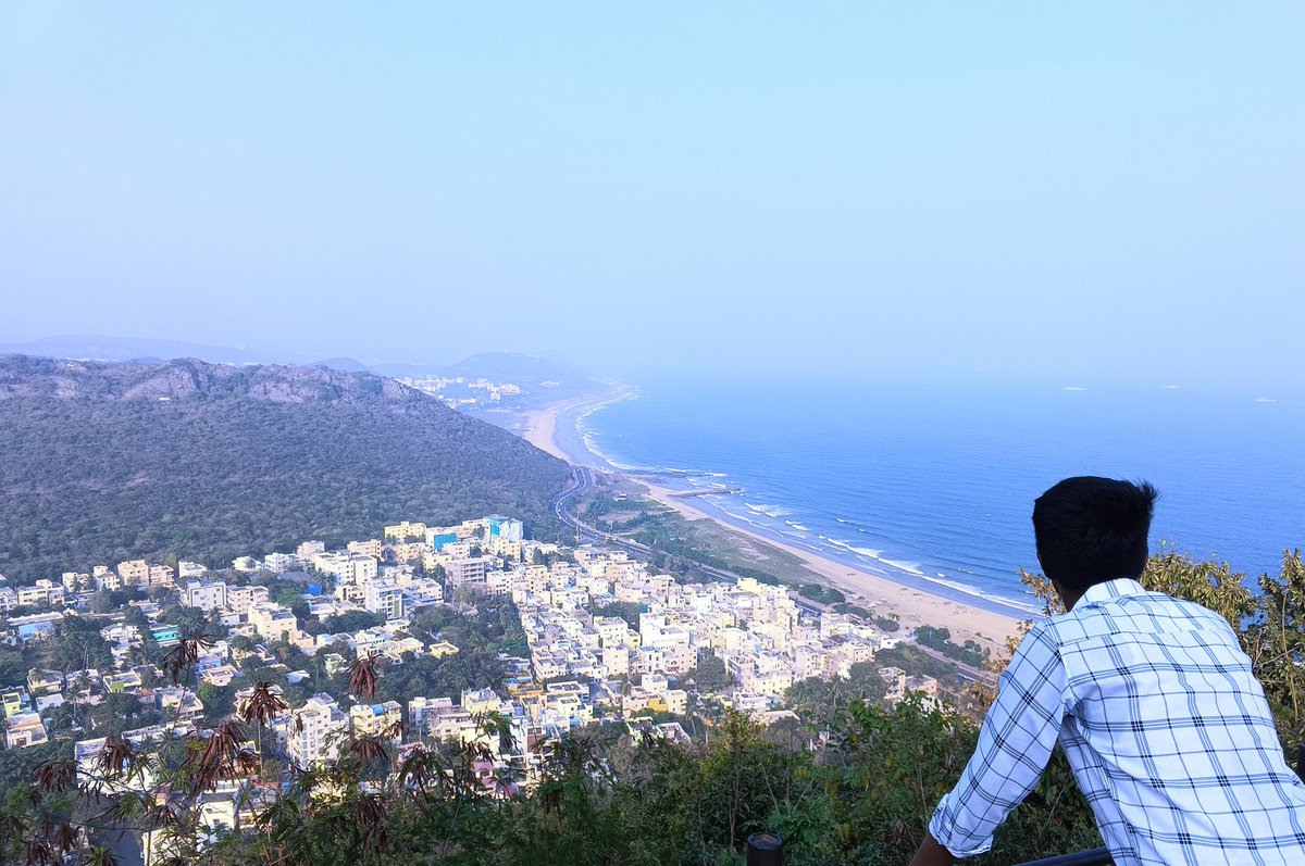 Bibhuti20031013's tweet photo. #milan2024
#simanchalam
#Visakhapatnam
#kailashgiri
#beachvibes https://t.co/7Vz6zKKg5W