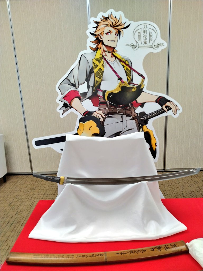 三輪士郎先生のご厚意でパネルと色紙にサインをいただきました。さらに