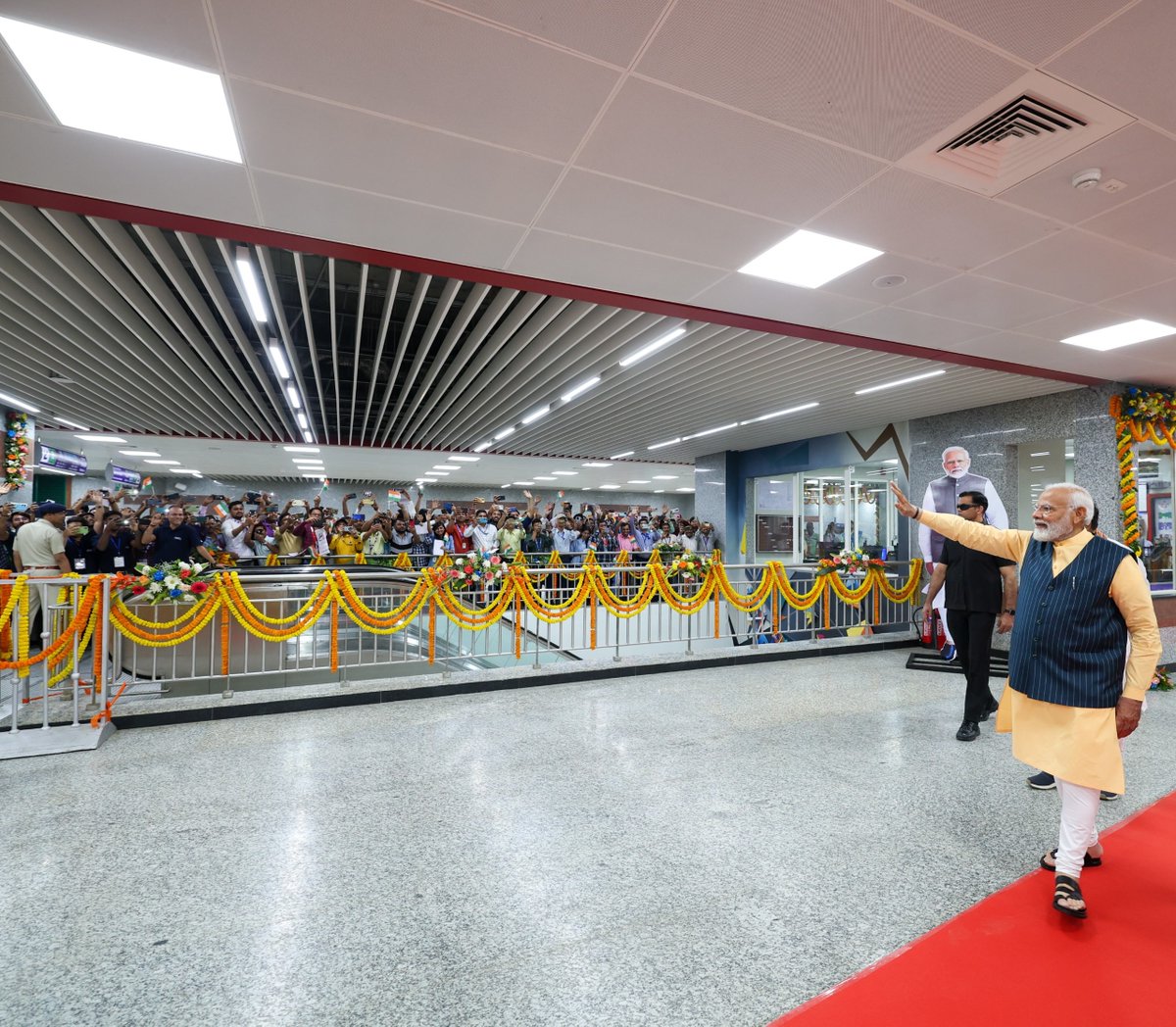 narendramodi's tweet image. It’s a very special day for the people of Kolkata as the city’s metro network gets significantly enhanced. Connectivity will get a boost and traffic will get decongested. It’s a proud moment that the Howrah Maidan-Esplanade Metro section has the first underwater metro…