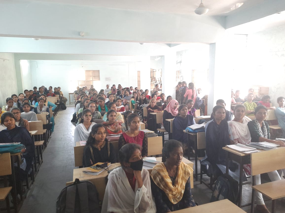 BABLEINDIA's tweet photo. Our B-ABLE Foundation team at Karimnagar centre for Phlebotomist Skill Building Program organized a mega counselling session at Women’s Degree College in the city. Students showed keen interest in knowing about the program.
#bablefoundation https://t.co/54BuocwFL1