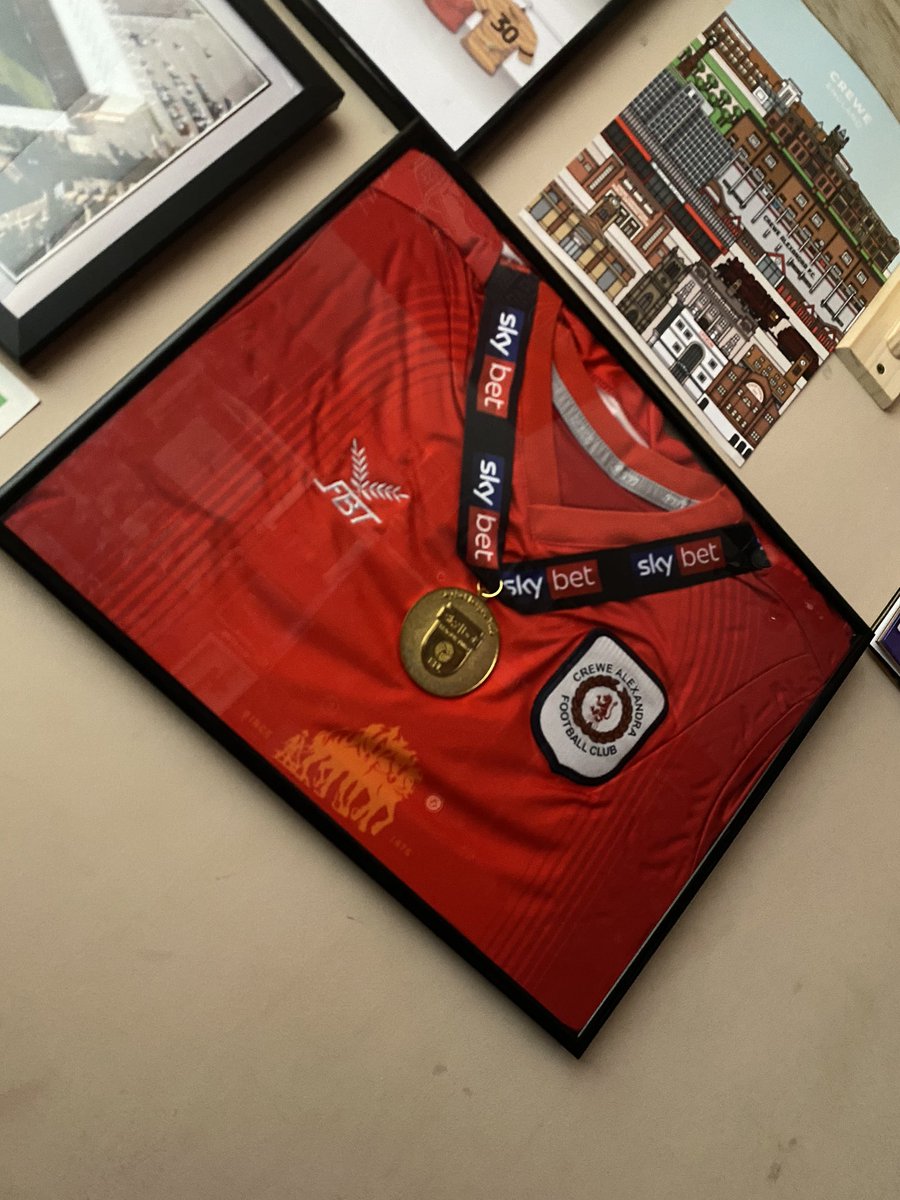 I put this together last night a big shout out to @The_MedalMan for the league 2 runners up medal I thought I’d display with the shirt from that season . What does everyone think ? #crewealex