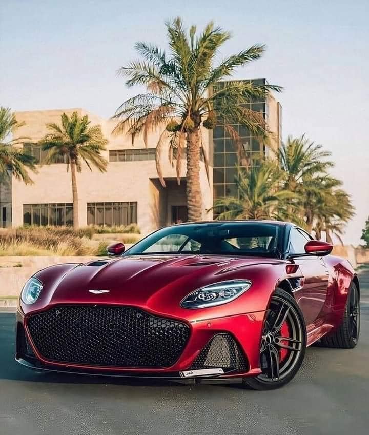 #AstonMartin