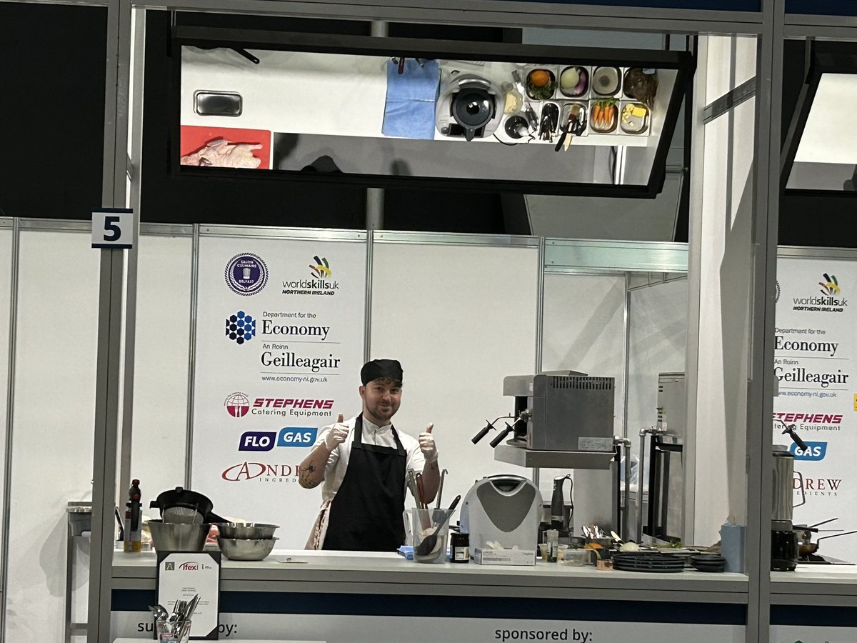 Delighted to meet the culinary legend <a href="/KoffmannPierre/">Pierre Koffmann</a> at <a href="/IFEX_NI/">IFEX</a> and congratulations to <a href="/UlsterBizSchool/">Ulster University Business School</a> @academybelfast on their medals. A great 1st day.