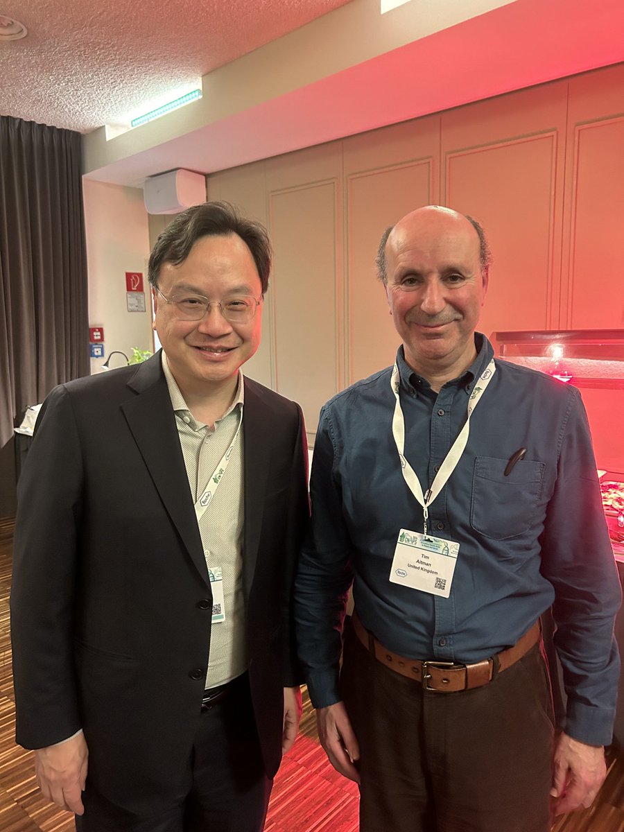Lucky to enjoy dinner with the terrific Dennis Lo at the excellent ⁦<a href="/CNAPS2024/">CNAPS 2024</a>⁩ liquid biopsy meeting in Graz this week.