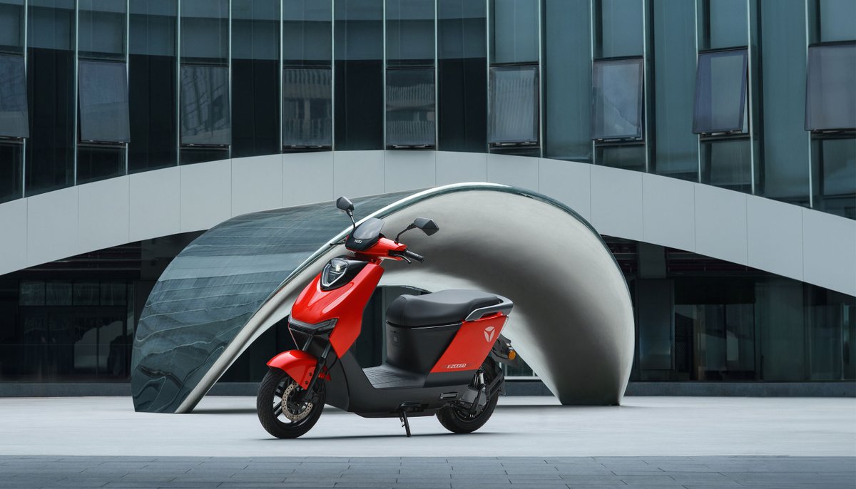 Take a spin with Yadea Ezeego, your urban commuting companion, and feel empowered without any disruption to your inner tranquility. #Yadea #electrifyyourlife #escooters #electric_vehicle #urbanlife #commuting #modern