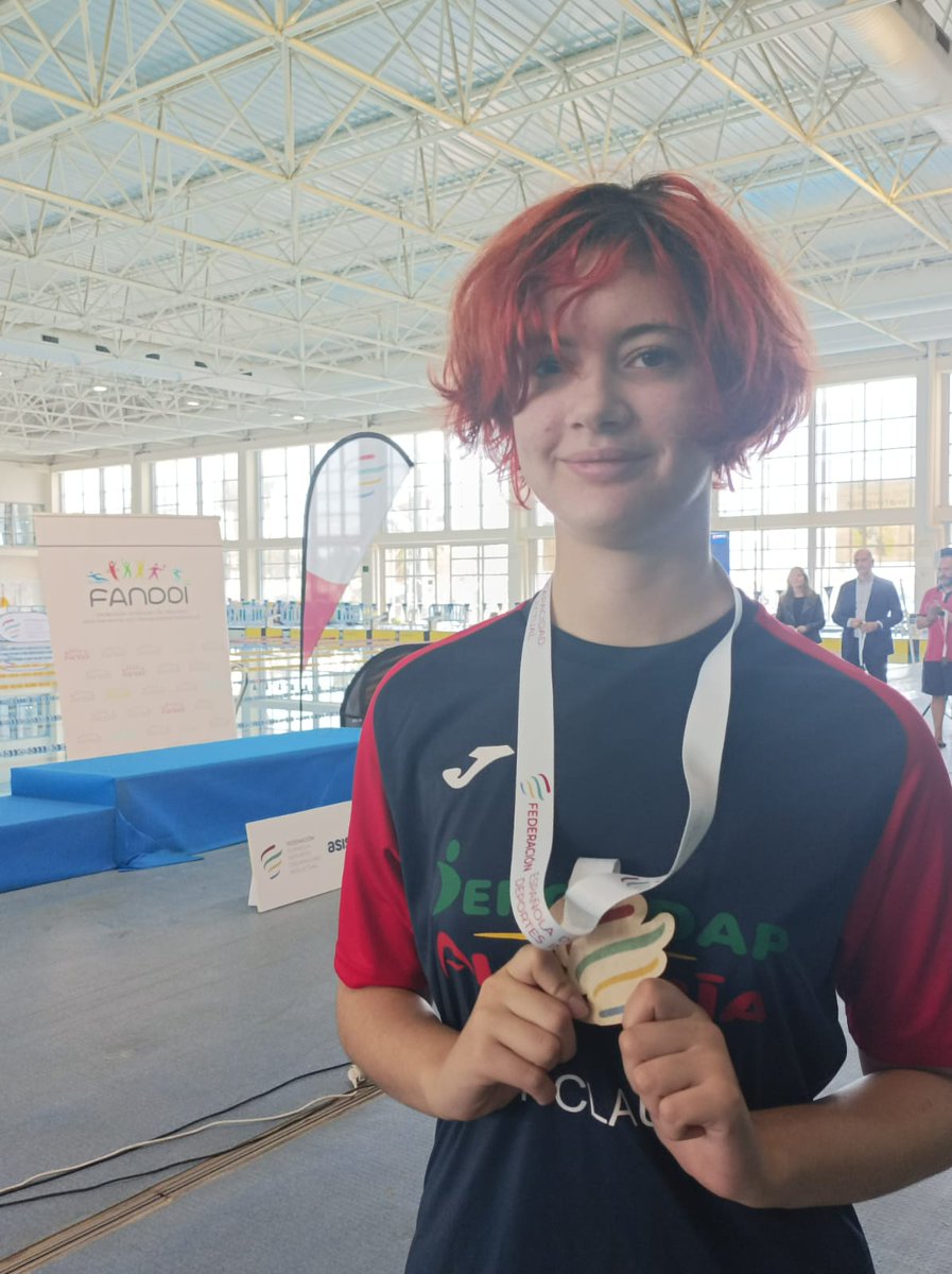NinaVeraAutor's tweet photo. @pmd_almeria Esta es la campeona https://t.co/30m2I4wdC1