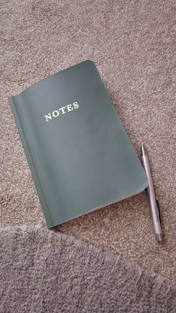 It's World Book Day tomorrow, and I've been inspired to start writing again 🖊🫶 #WorldBookDay #WorldBookDay2024 #TimeToWrite #StoryTelling #Inspired