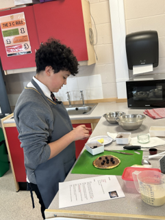 bonus_pastor's tweet image. The Year 8 Food Tech lessons have been busy making Pancakes which was a big hit 🥞👩‍🍳 Learning the art of flipping and garnishing – delicious AND educational! #FoodTech #CookingSkills