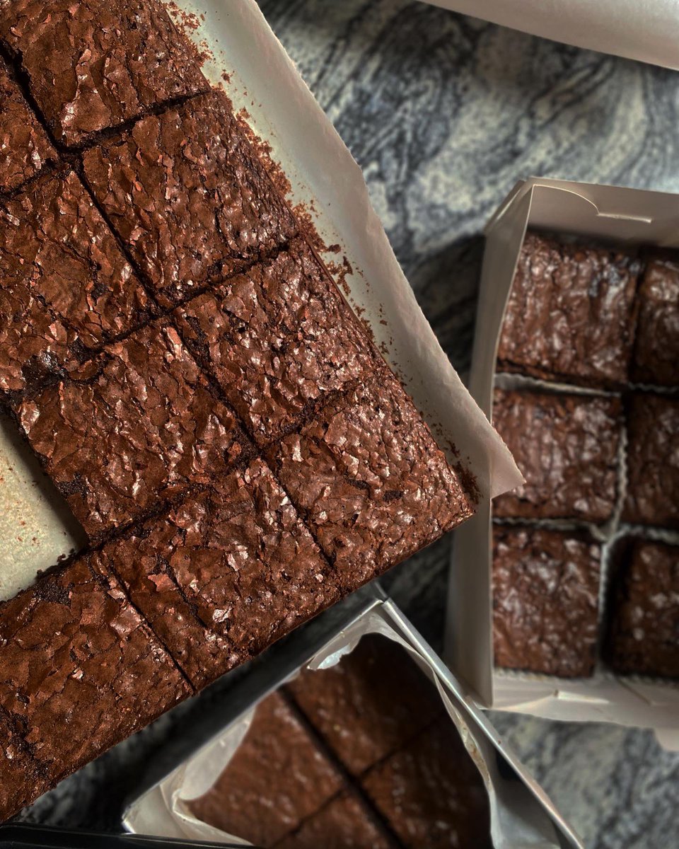 Homemade goodness 🥹
  #brownie #bigmanscake #arewacity