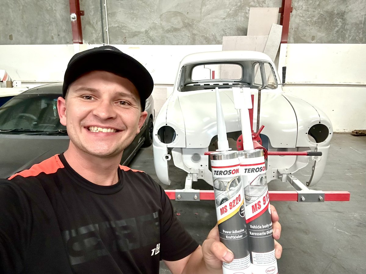 Todd_Hazelwood's tweet image. More progress on the old Zephyr coming soon! 🤩 

The legends at @loctite_ have hooked me up with Teroson body sealants. Ready to get the job done and get this body sealed and protected! 👌🏼

#THR x #ProjectZephyr • #Loctite #Teroson