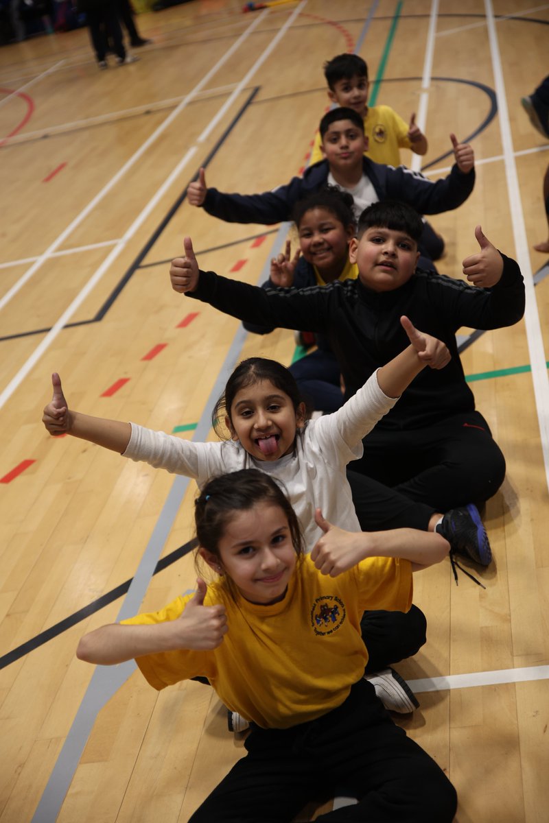 Broadfield Primary School (@broadfieldpri) on Twitter photo It was the year 3&4s turn to experience the multi skills event organised by <a href="/OACoaching/">Oldham Active Coaching</a> yesterday. We had a great time! The children represented Broadfield fantastically displaying our school values. #togetherwecanachieve It was the year 3&4s turn to experience the multi skills event organised by <a href="/OACoaching/">Oldham Active Coaching</a> yesterday. We had a great time! The children represented Broadfield fantastically displaying our school values. #togetherwecanachieve