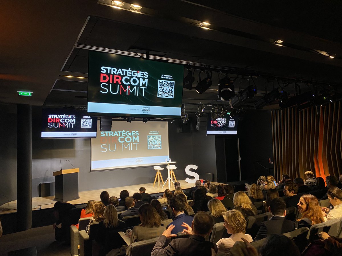 EchosParisien_M's tweet photo. Très heureux d’accueillir ce matin dans notre auditorium la première édition du #DirComSummit.
Un événement @Strategies dont nous sommes partenaires. https://t.co/x5NyszA8bm