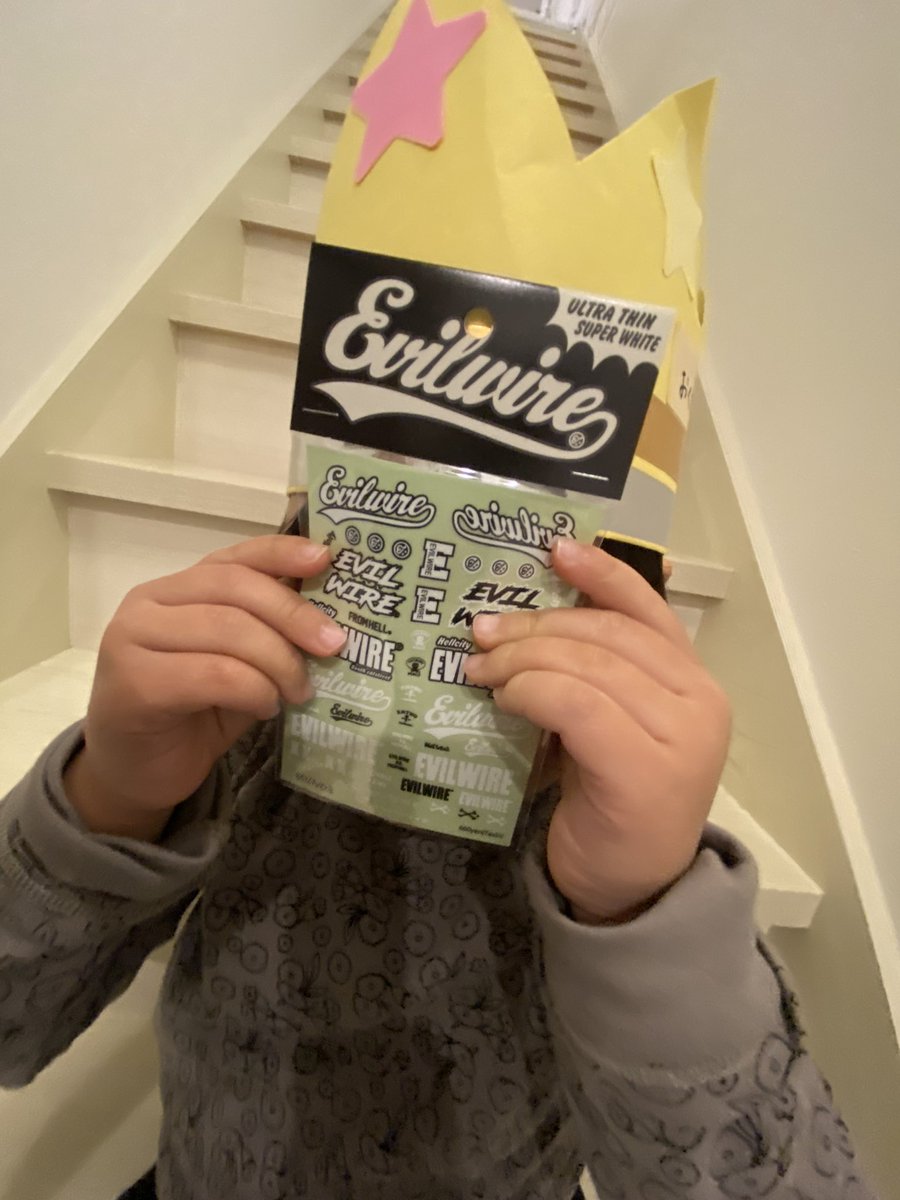 8Rjagpa58jdga70's tweet image. オツオツオツwww

仕事がー早いーwww

地獄屋から着弾💀💀💀💀💀

毎度イケてるぜー❗️

こりゃーカッケーわー👏
#hellstore
#evilwire
#悪の針金
#新作
#ありがとうございます