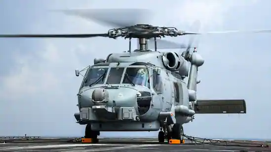 htTweets's tweet photo. #MH60RSeahawk | #IndianNavy to commission 1st squadron of choppers in #Kochi | Top points
https://t.co/P4ue45lkt3 https://t.co/EXoyubvBH0