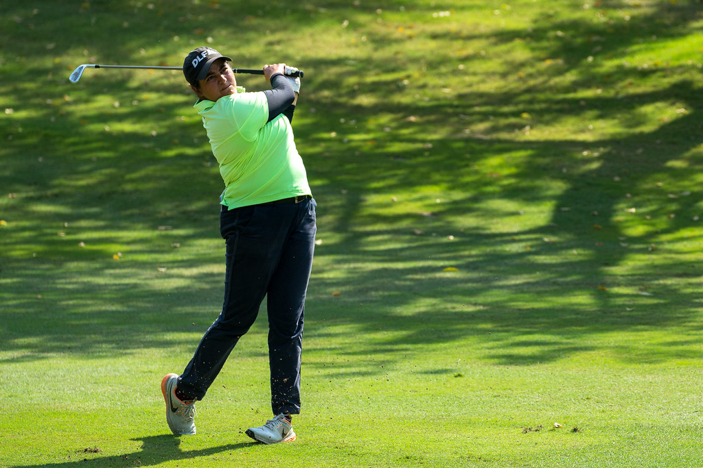 Amandeep Drall @drallamandeep leads by 6 shots after the first round of the 5th leg of #HeroWomensProGolfTour at Golden Greens Golf Club in Gurugram after shooting a 8-under 64. @bishnoigaurika (70) lies 2nd while @Astha_Madan (71) is a further shot behind #WGAI #IndianGolf