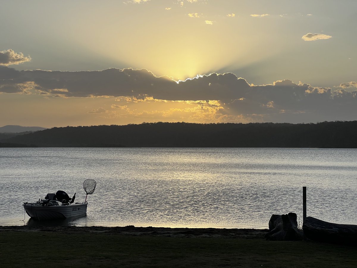 Experience the serenity of Wallaga Lake National Park! 🌿🌊 Nestled along the Sapphire Coast of New South Wales, Australia, this hidden gem offers tranquil walking trails, pristine waters for kayaking, and abundant wildlife to discover.