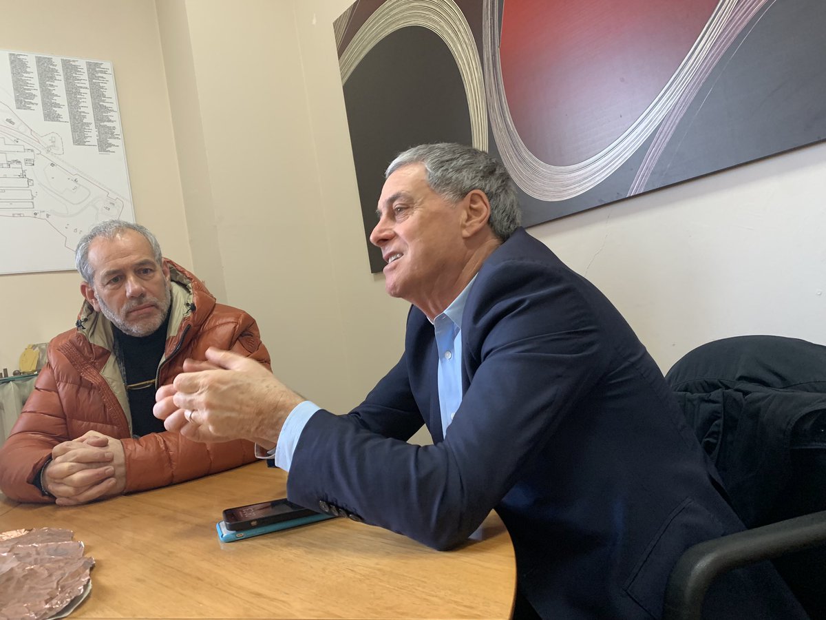 Oggi tappa in Toscana per il Consiglio regionale sulla piattaforma del #CCNL 

Prima di iniziare, <a href="/RoccoPalombella/">Rocco Palombella</a> incontra il direttore della storica azienda KME, che ci ospita 

🔵🔵🔵