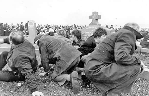 The Milltown Cemetery massacre in Belfast took place on the 16th of March 1988 during the funeral of three Provisional IRA members killed in Gibraltar. An Ulster Defence Association (UDA) member called Michael Stone threw grenades and shot at mourners. He could attack with…