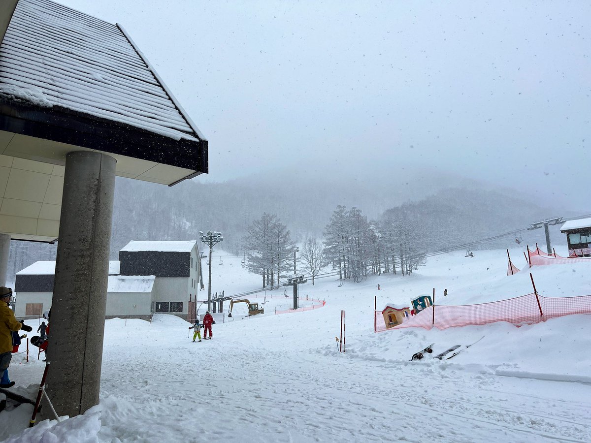 まだ、冬、終わってません！

#パウダースノー 
#powdersnow
#naturalsnow
#japow
#天然雪100パーセント