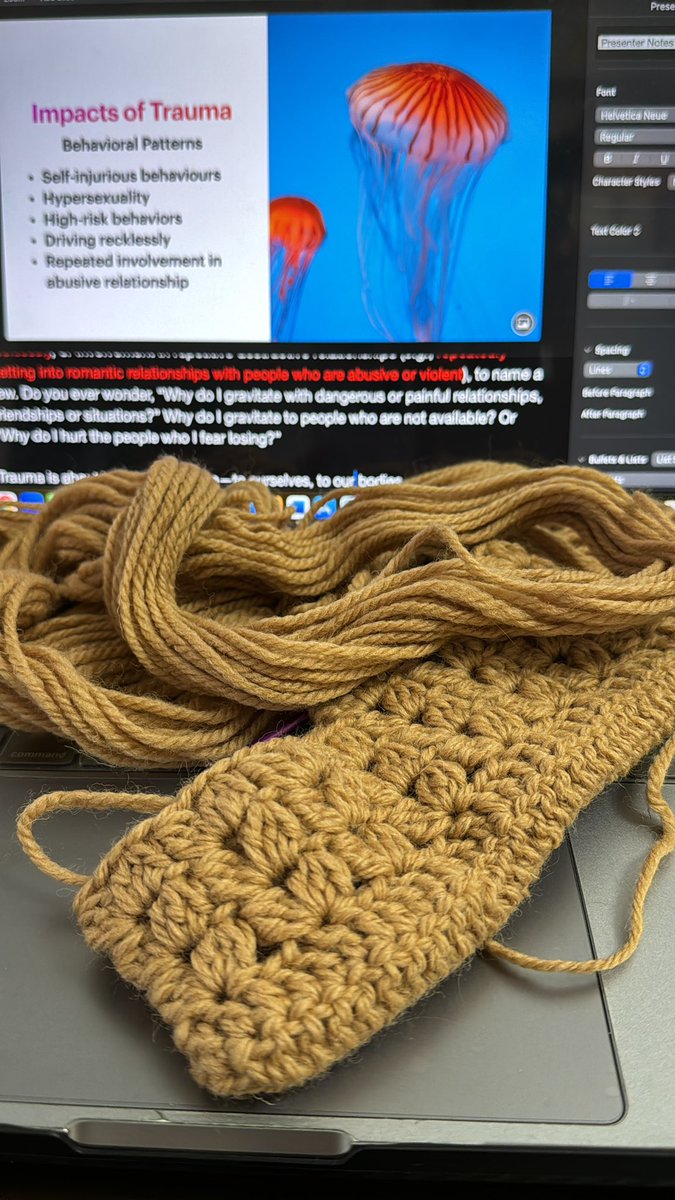 EOLgatbalite's tweet image. Taking a break from my Keynote with a crochet project. My way of disengaging from my head and going back to my center ❤️ #contemplativepractice