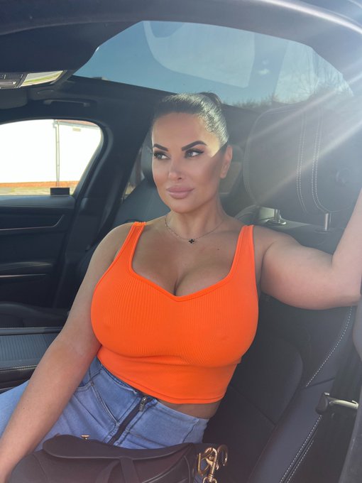 Watch 🔥Sophie_Lawson_xx🔥's leaked NSFW photo on TwXstars