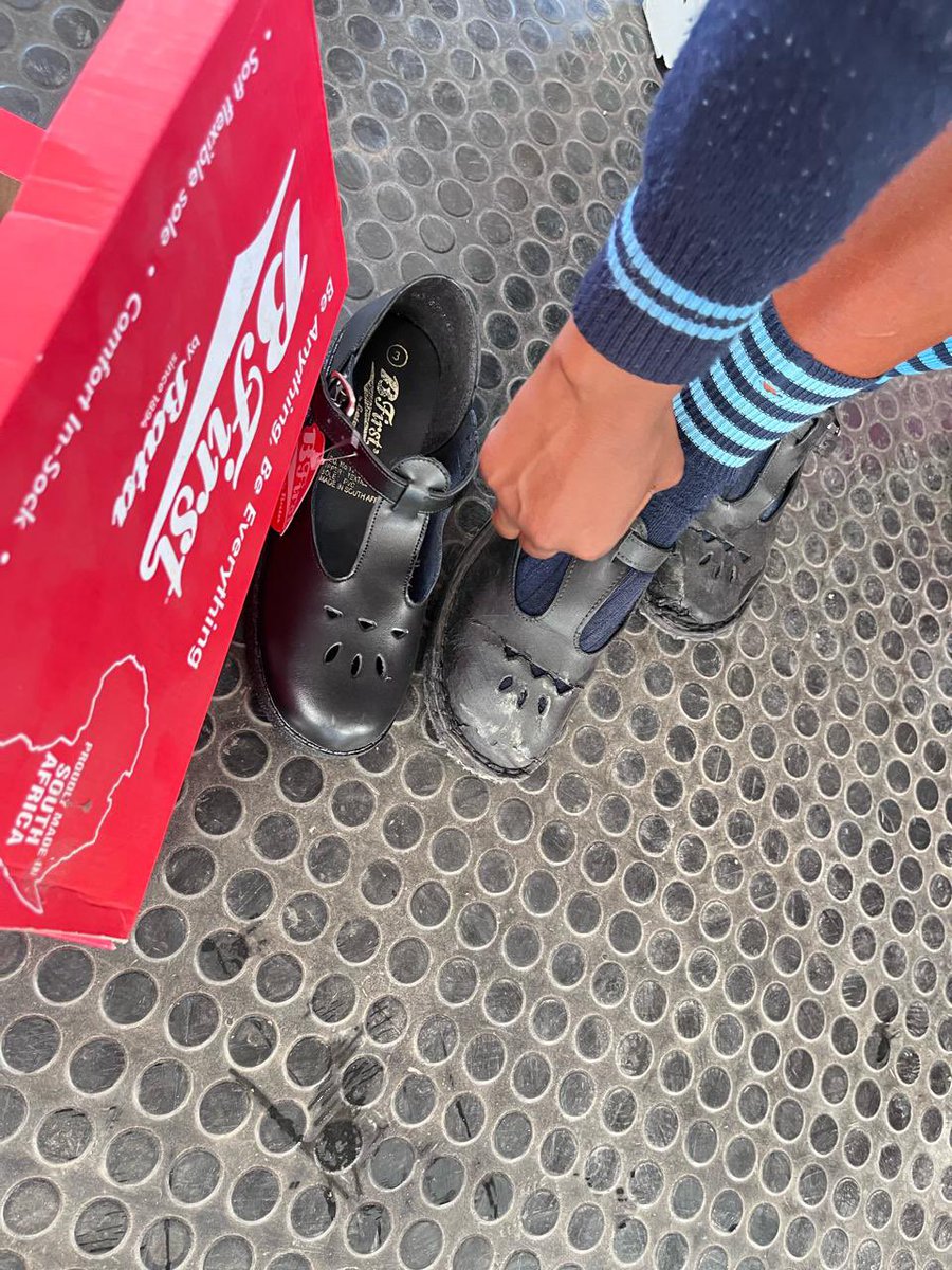 ExhibForAChild's tweet photo. Donating school shoes to underprivileged learners is important because it can remove a barrier to education. Many children in need may not attend school due to lack of appropriate footwear, which affects their self-esteem, health, and ability to participate fully in school. https://t.co/uc16xJ7j78