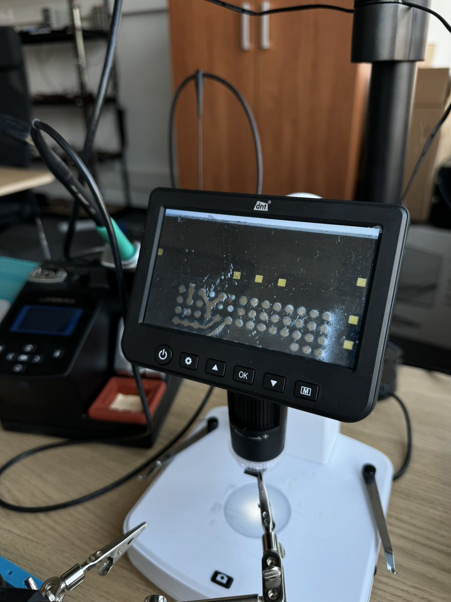 cr0wtom's tweet image. Some cool hardware shots for my talk &quot;Back to the Future&quot; at Zer0con2024. 🔩@POC_Crew #hardwarehacking #ecu #automotive #hacking