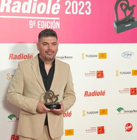 Muy atentos que <a href="/Demarcoflamenco/">Demarco Flamenco</a> nos va a dar un sorpresón muy pronto... 
play.radiole.com