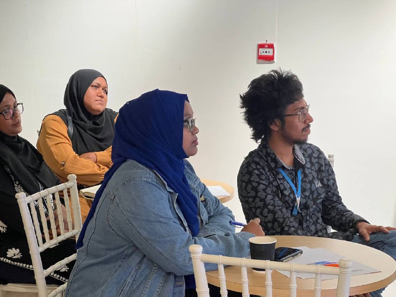 maldivianrc's tweet image. As part of the #SPRINGProject, we partnered with the @BCC_mv, @NDMAmv, and @ADPCnet, with support from @USAIDSavesLives, to host a session on Business Resilience for Small and Medium Enterprises (SMEs) last night.