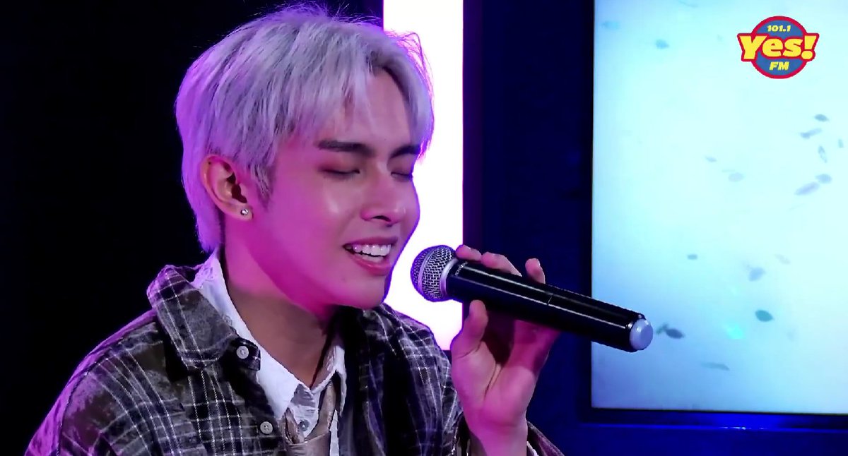 YesFMManila's tweet photo. Ang cute cute mo Bujah! Mais kami hanggang dulo! Proud na proud kami sa'yo!😭😭😭🌽#SB19 #SB19_Justin #surreal https://t.co/DJd2G7UioR