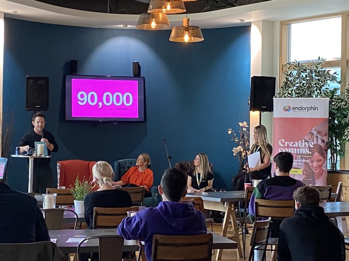 90,000 hours - the time the average worker will spend&hellip;.  A. In meetings B. At work C. Sleeping   Opening<a href="/tag/nominee"class="tags"><span>#nominee</span></a><a href="/tag/customerservice"class="tags"><span>#customerservice</span></a><a href="/tag/employeeengagement"class="tags"><span>#employeeengagement</span></a>