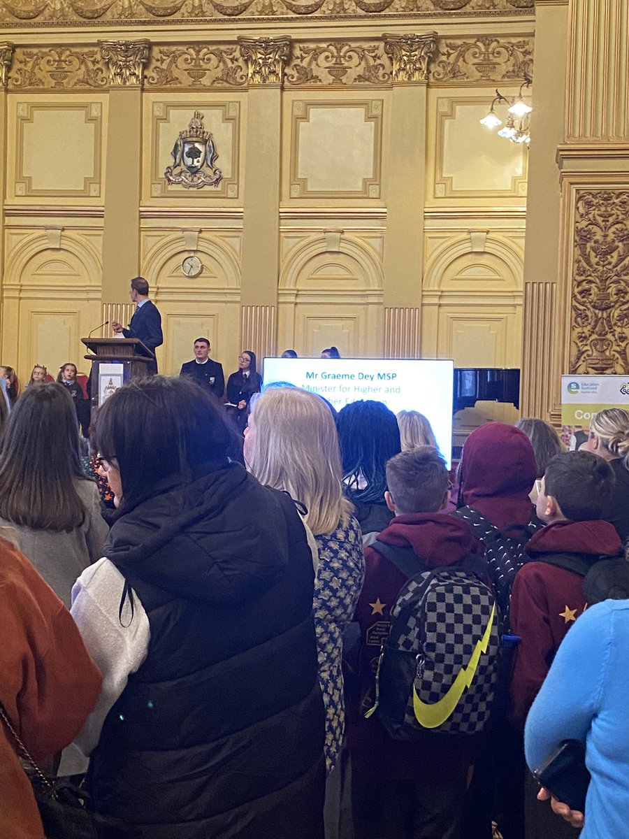 Great buzz in the Banqueting hall today with the @EducationScot STEM event supported by @STEMglasgow . Lovely to see two of our schools @stfrancisoa and @scotstoun represented!!