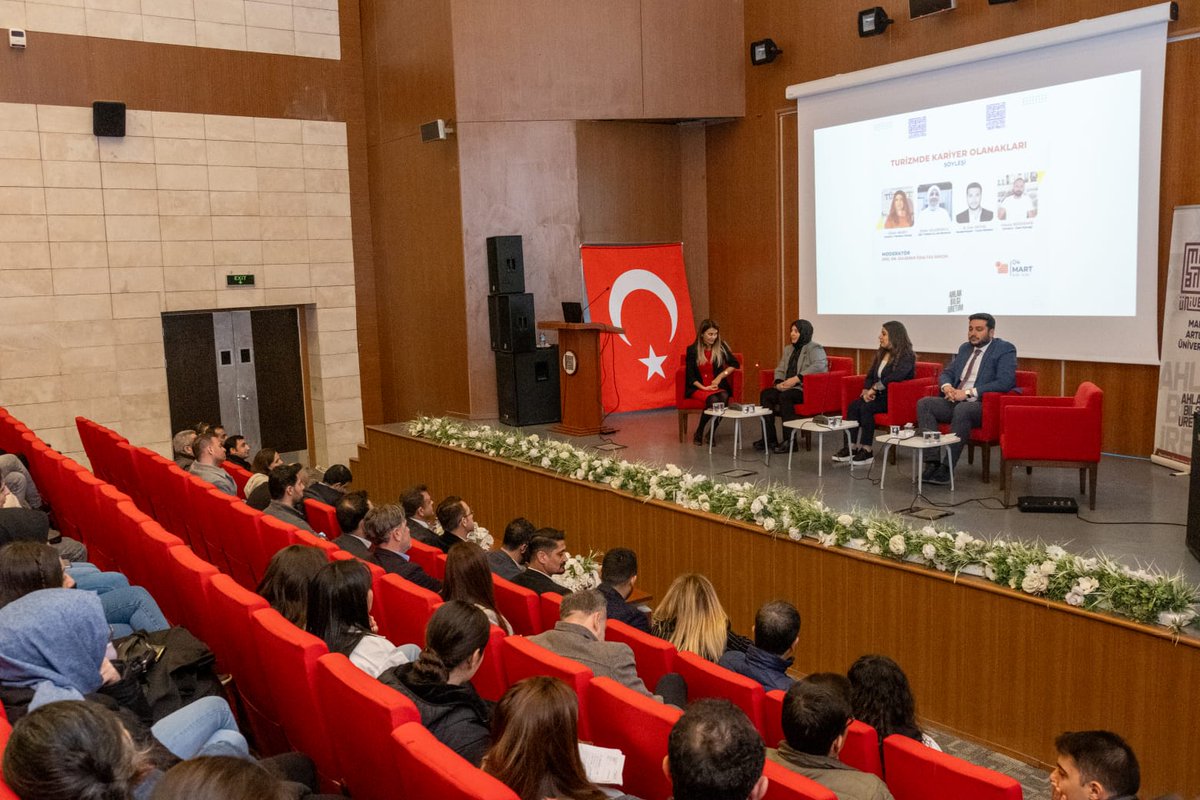 mardinartuklu's tweet photo. Kariyer Geliştirme Günleri @MauTurizm;
Rektör Yardımcımız @resityildiz79, @kulturturizm47 Müdürü Ayhan Gök ve @mardintso Yöneticisi @BatukIbrahim konuşmalarının yer aldığı açış programı ve   turizm temsilcilerinin katılımıyla düzenlenen panelle başladı.
@erolozvar
@ibrahimozcosar https://t.co/nJUMWZHv4O