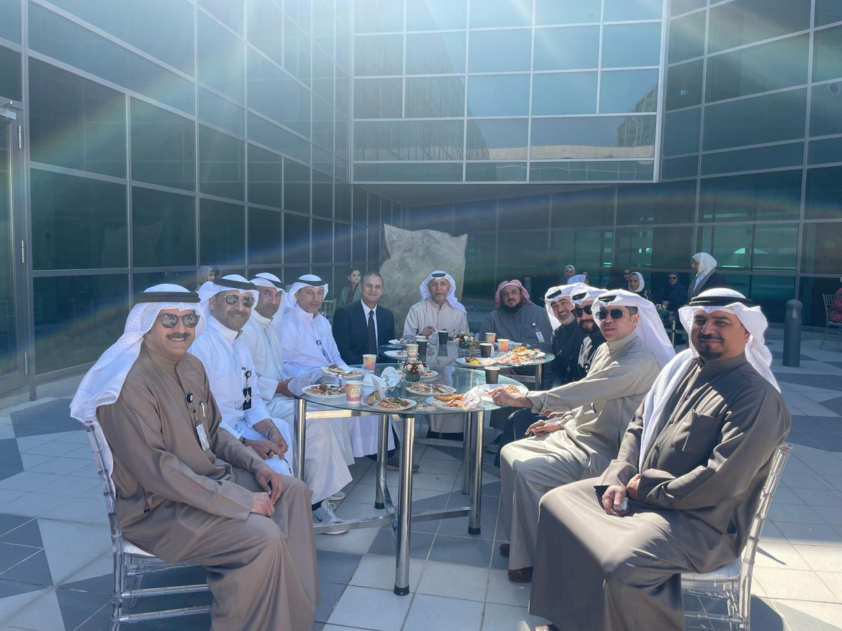 acakuw's tweet photo. #أكاديميا | #التطبيقي – متابعة
«شؤون طلبة التطبيقي» أقامت حفل قريش لمنتسبيها
د. يوسف العنزي: العمادة حريصة على بث روح الألفة والأسرة الواحدة بين منتسبيها https://t.co/zCCtuRkQJE https://t.co/o8GMV6chwx