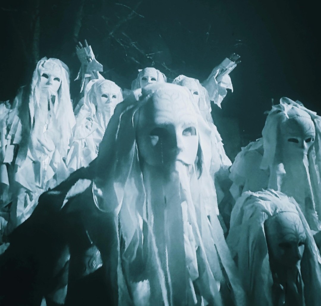 🕺DANCE💃-As one of Twitter's leading dance correspondents,I feel it very remiss not to give a big shout out to the Mythago Morris Troupe based down in the wilds of Sussex who are doing sterling work keeping alive,uniquely so that far south,the Borders/Bedlam Morris tradition