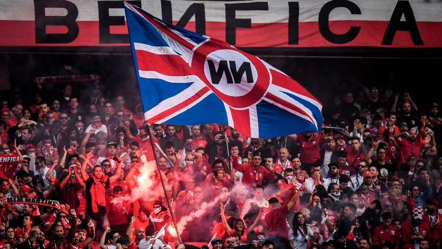 1BernardoSilva's tweet photo. 32 anos Sempre Presentes.
32 anos Sempre a cantar pelo nosso Amor.
32 anos Sem cara e Sem Nome.
32 anos de Amor Puro e Genuíno.
32 anos de Alma Benfiquista.
32 anos de Máxima Dedicação e Apoio.
32 anos de No Name Boys.

Parabens, Rapaziada. 

Benfica, Sempre. 

❤️🤍 https://t.co/fsUgSFe3kO