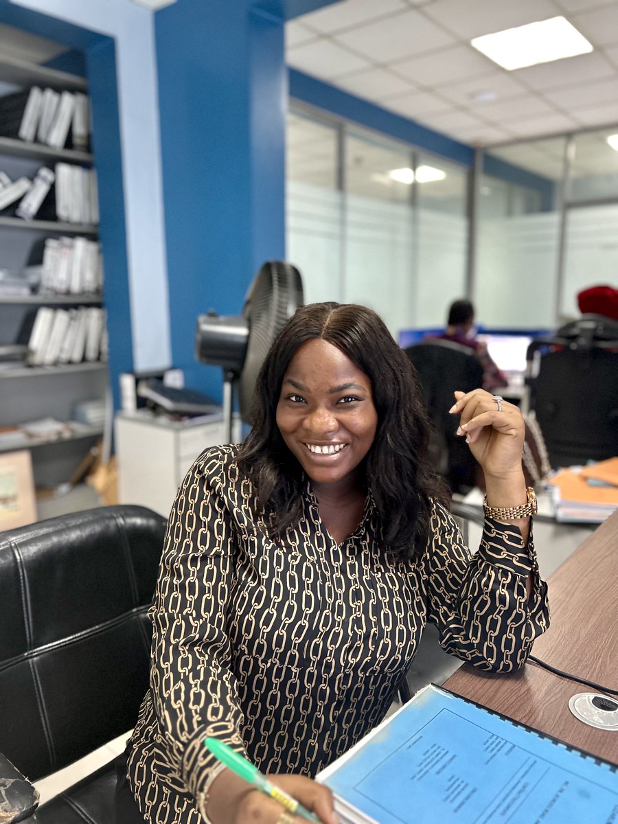 Our Mood for the Week 💙💚😃 May your week be as dazzling as their smile. Cheers to another productive week🔥 Clearline Cares for you💙💚 #clearlinehmo #newweek #MondayMotivation