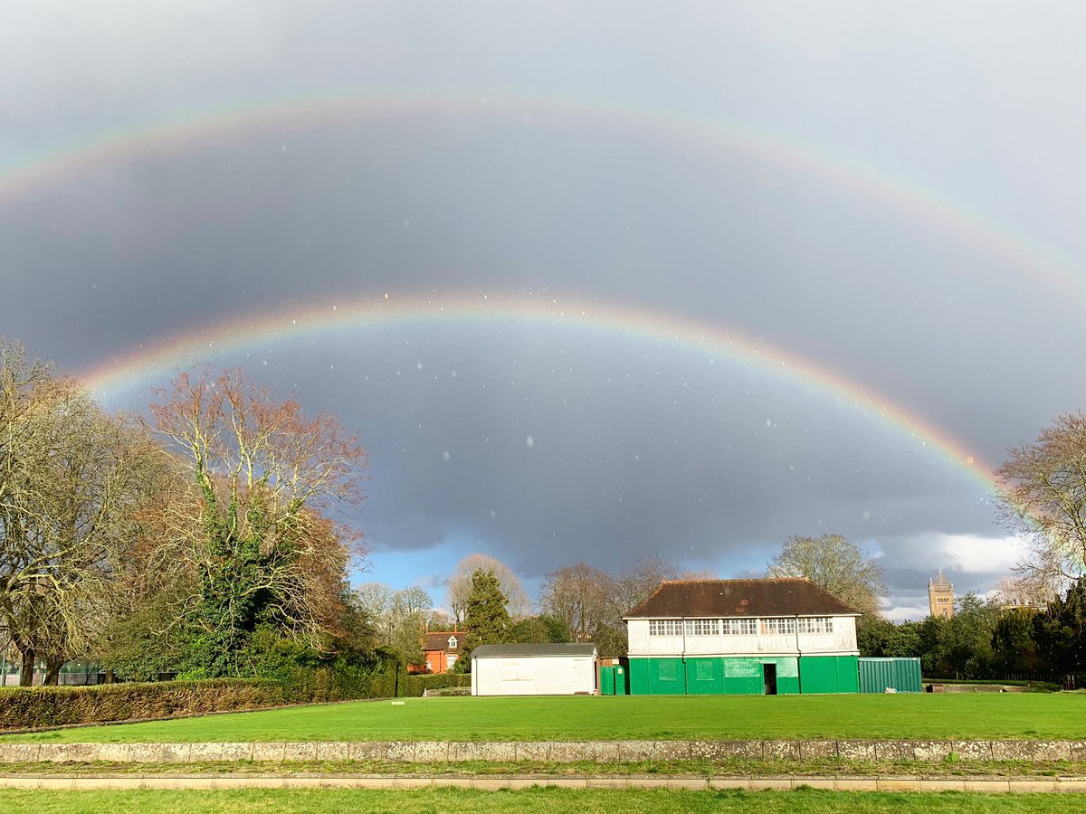 CroquetEaling's tweet photo. After a massive deluge on the weekend, Ealing member Fred W-O captured this jaw-droppingly gorgeous pic of a double rainbow over our pavilion!! We love you Ealing, oh yes we do!
.
Thank you Fred!
#doublerainbow #ealingcroquetclub #lammasparkpavilion #teamealing #trending https://t.co/RSHAFJ0oMU