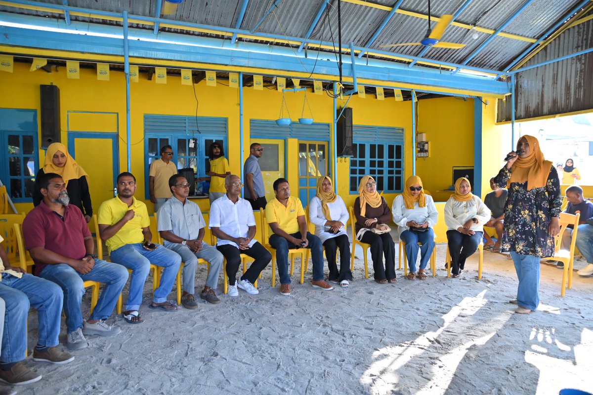 MDPSecretariat's tweet image. ރައީސް @ibusolih މަޖިލިސް20 ނ.ވެލިދޫ ދާއިރާގެ މިޕާޓީގެ ކެންޑިޑޭޓު އެމްޕީ @mashafeeg ގެ  ކެންޕެއިންއަށް ނ.ވެލިދޫއަަށް ވަޑައިގަންނަވާ، ކެންޕެއިން ޓީމް އާއި ބައްދަލު ކުރެއްވުން ކުރިއަށްދަނީ. 

#VelidhooDhaaira #VoteMode ✅1️⃣ 
#VoteMDP #Majlis2024
#MisraabuHamaMagah