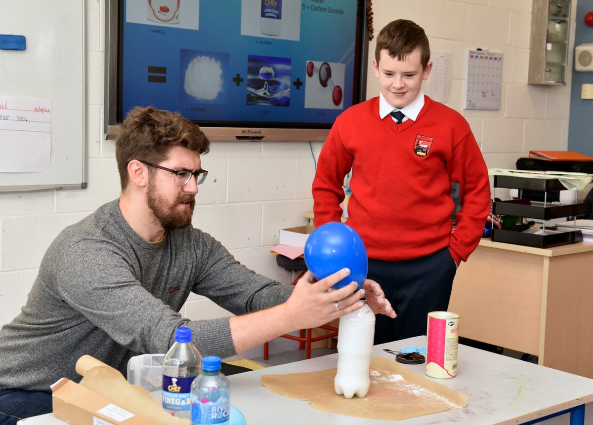 📷Calling all Midlands Primary & Secondary Schools. @midlandsscience has opened up a call to have free science workshops in your schools. To take part, schools needs to complete the short survey linked here. midlandsscience.surveysparrow.com/.../tt...