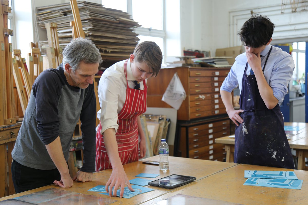 youtu.be/3G1dcwabL5Q
Paul Catherall visited Hampton to run a printmaking workshop with our U6. They were really inspired by this and Paul's work will also be on show at our Lower School Art Exhibition!