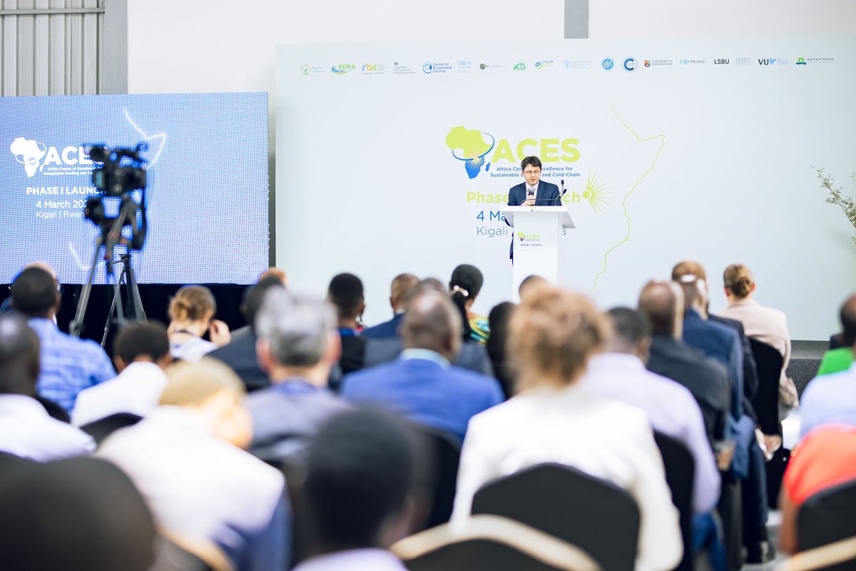 EnvironmentRw's tweet photo. Today, Minister @MujaJeanne officiated the Phase I Launch of the Africa Centre of Excellence for Sustainable cooling and cold chain @ACES_Cooling

Min. highlighted that ACES marks a pivotal move in tackling post-harvest food loss and vaccine deterioration in Africa. 

#ACESLaunch https://t.co/tQ8w43Jvu7