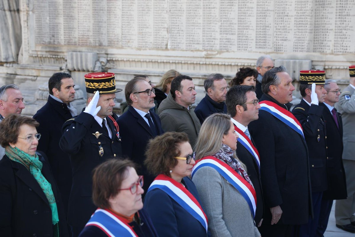 Arnaud_Pericard's tweet image. #Préfecture 🇫🇷  
J’étais présent ce matin à Versailles, aux côtés de @S_HabertDupuis, @MartadeCidrac &amp;amp; de nombreux élus, pour la #cérémonie d’installation de Monsieur Frédéric Rose, préfet des Yvelines. 
Nous vous souhaitons la bienvenue sur le territoire yvelinois. @Prefet78