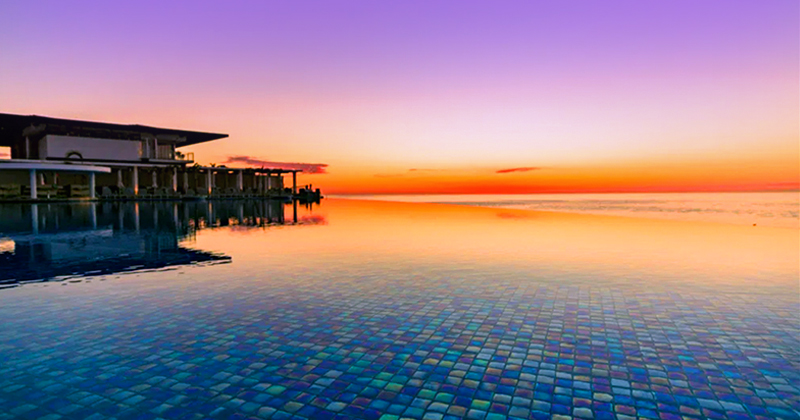 This stunning real-life postcard is available every sunset at Le Blanc Spa Resort Los Cabos. 💜💛🧡💙 best-online-travel-deals.com/adult-only-res… #mexico #luxurytravel #vacation #sunset