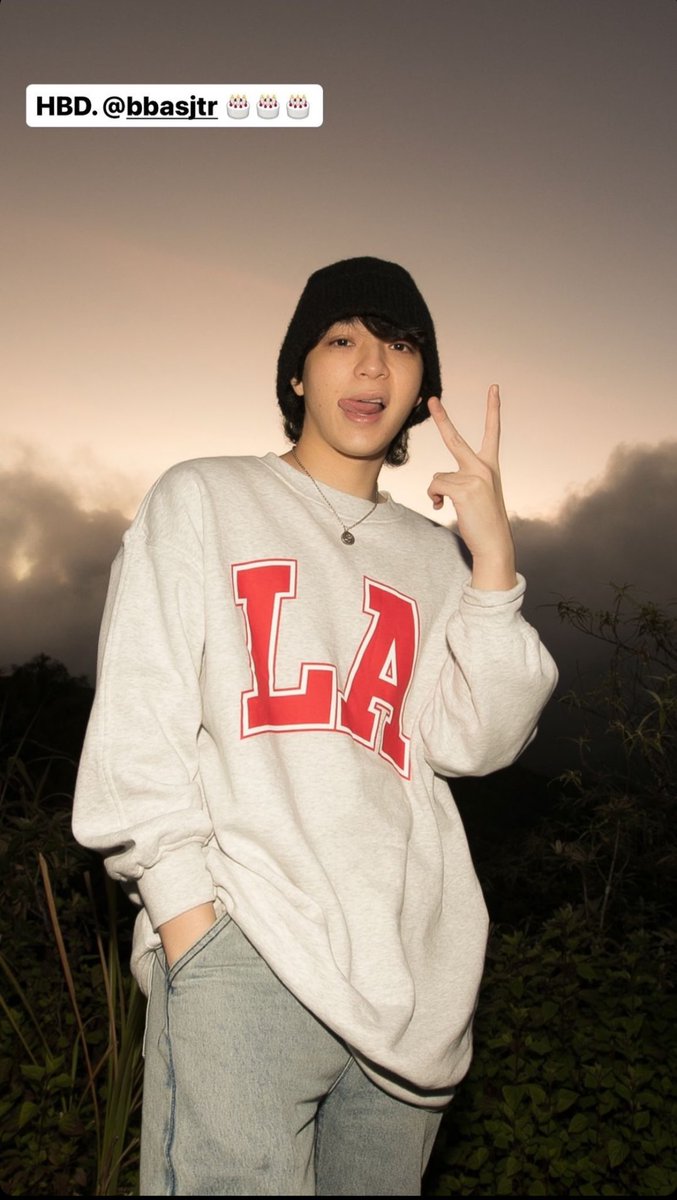 nan_reallyjing's tweet photo. รูปเบิร์เดย์จากพ่อเอก หนุ่มน้อยวัย 25 ขวบ เท่สุดๆ
 #HBD25thบาสเด็กอ้วน
#บาสเด็กอ้วนที่แท้จริง https://t.co/Bdhx2MXRvr
