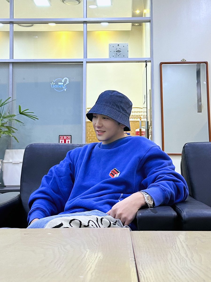 [#B_hind]
청초한 엘베남이자 백르젠 백호🐯와 함께한
KBS Cool FM ‘청하의 볼륨을 높여요’
월요일의 밤도 백호와 함께❤️

#백호 #강동호 #BAEKHO #KANGDONGHO
#청하의볼륨을높여요