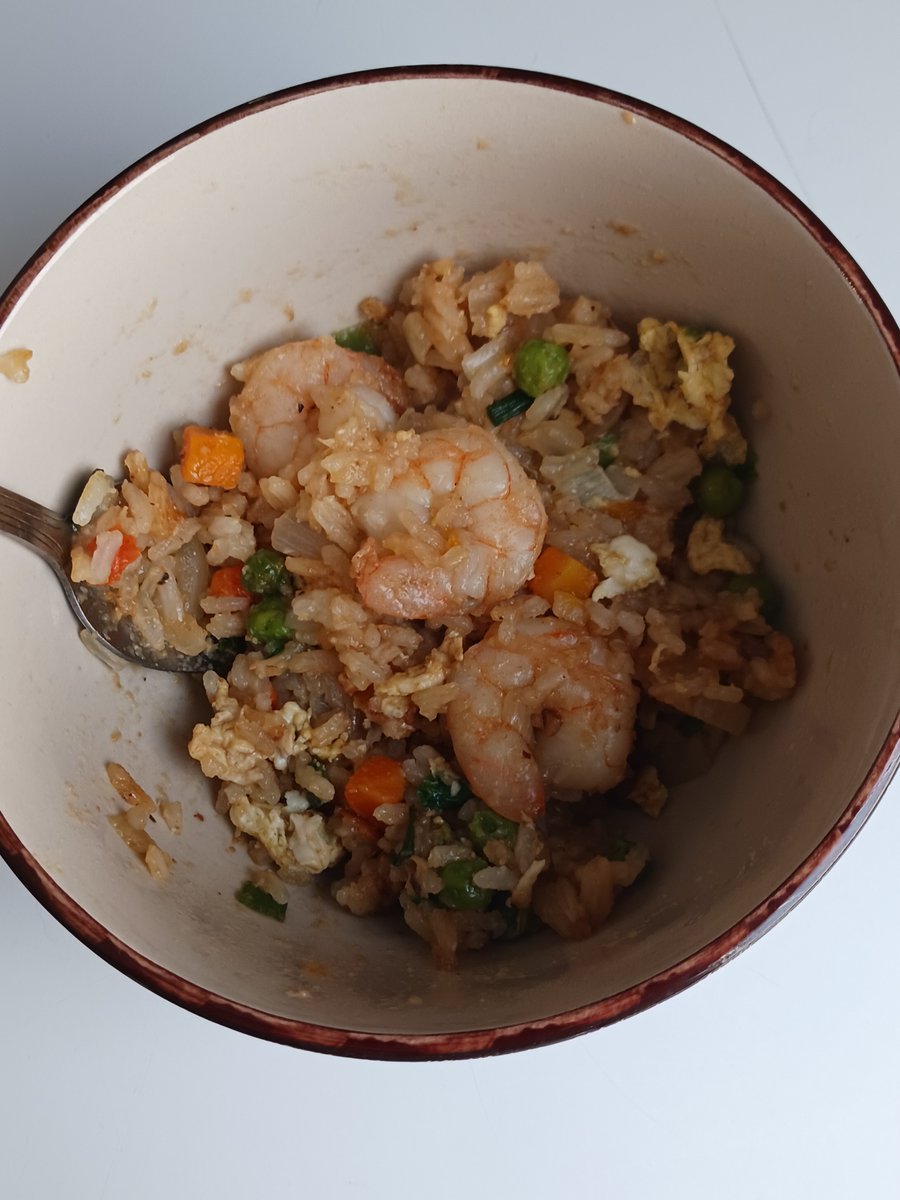 I made Shrimp Fried Rice Last Week. It was so good!!! #ShrimpFriedRice #Yummy #Delicious #sogood 🍚 🫛 🥕🦐